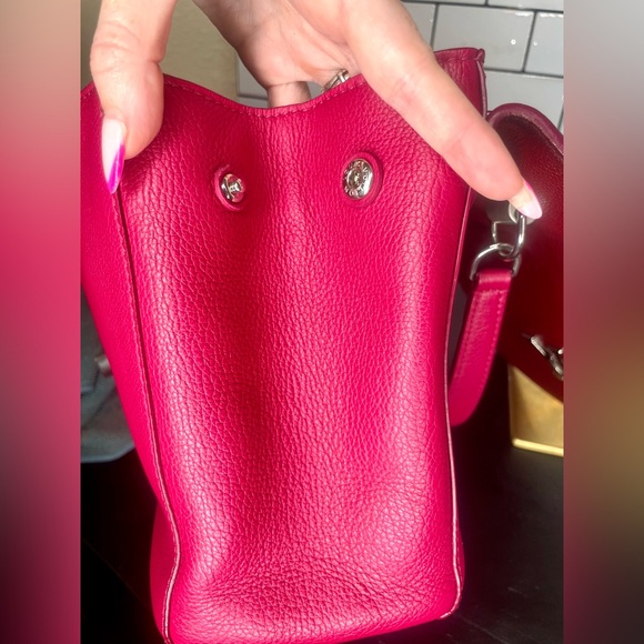 Authentic with COA - LOUIS VUITTON Lockme II Calfskin Leather Crossbody Bag - Picture 9 of 11